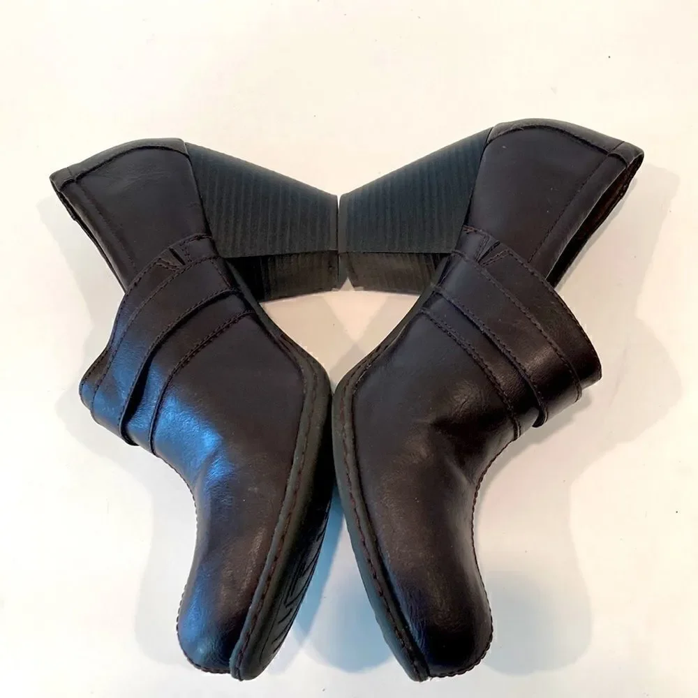 Born brown leather